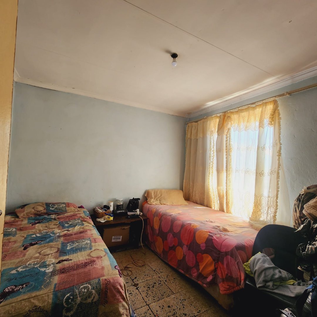 4 4 bedroom for Sale on Vosloorus Ext 25