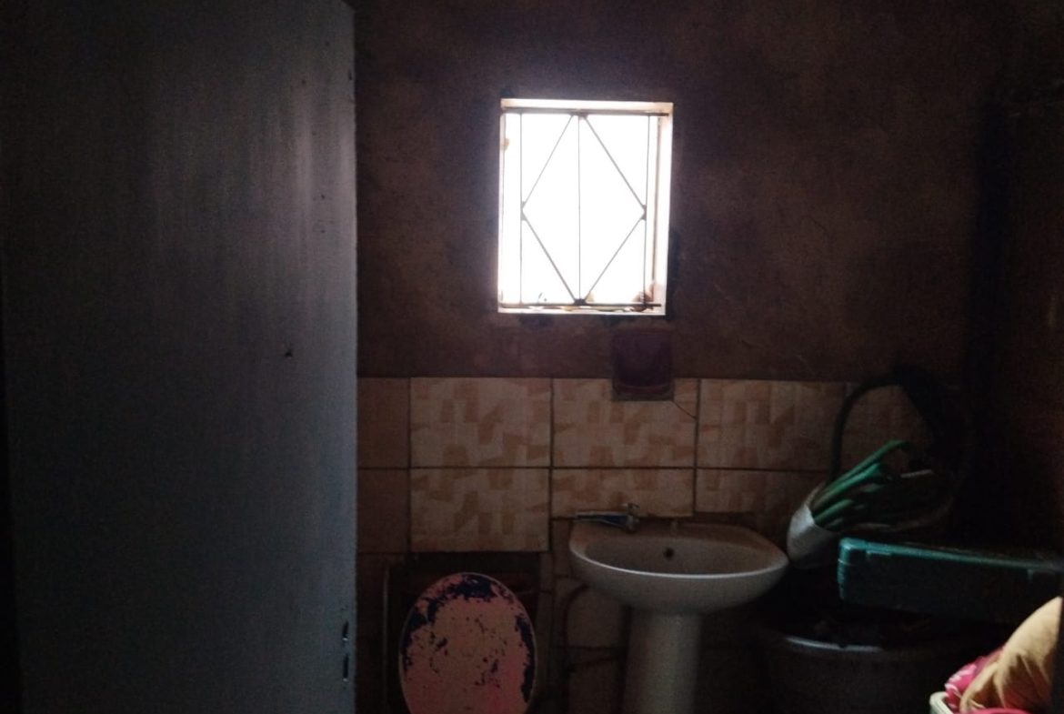 For Sale: Double RDP & Double Storey Property with 12 Outside Rooms in Soshanguve Ext 7